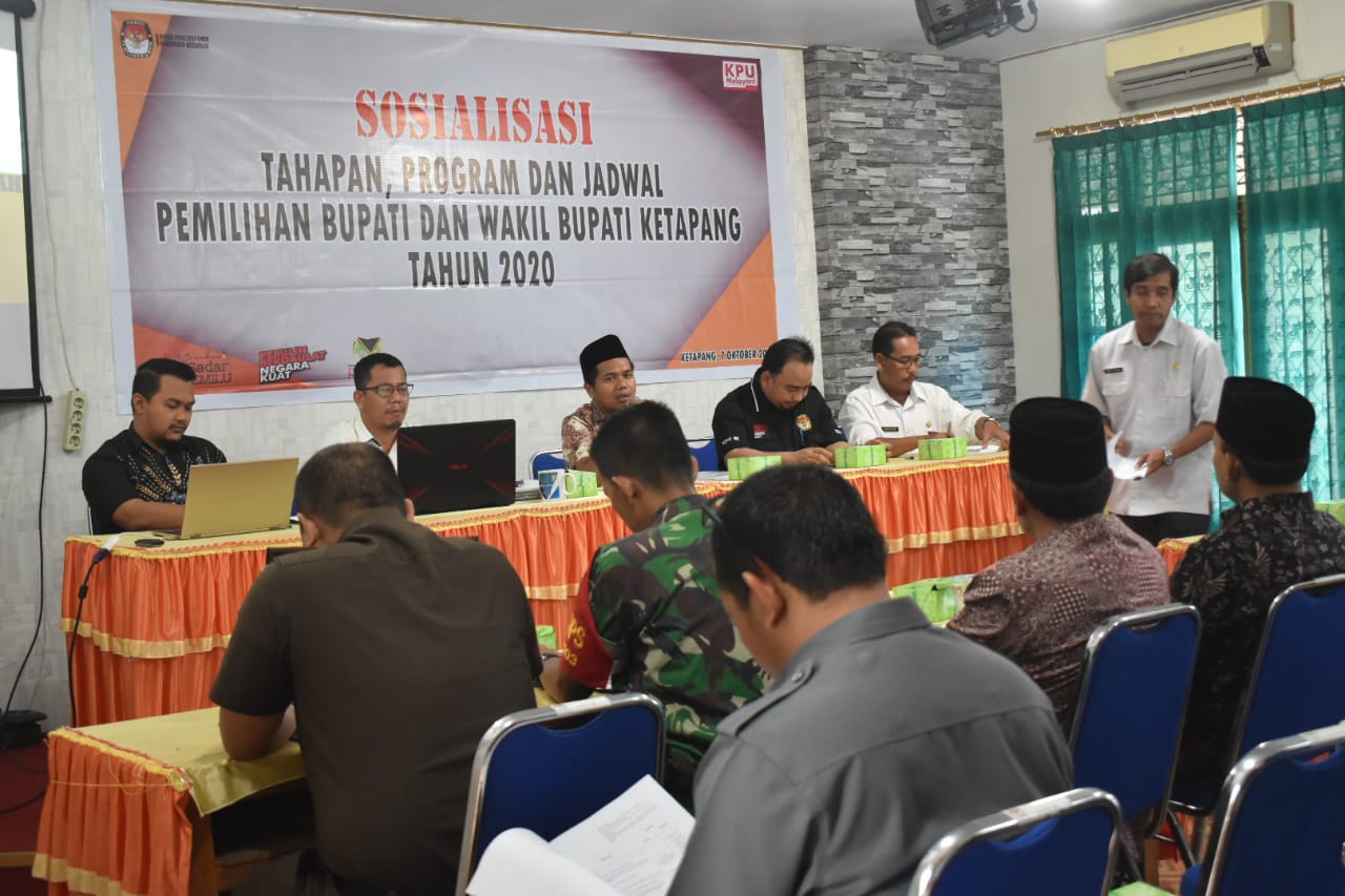 BAWASLU KABUPATEN KETAPANG MENGHADIRI KEGIATAN SOSIALISASI PKPU 15 TAHUN 2019 DI KANTOR KPU KABUPATEN KETAPANG