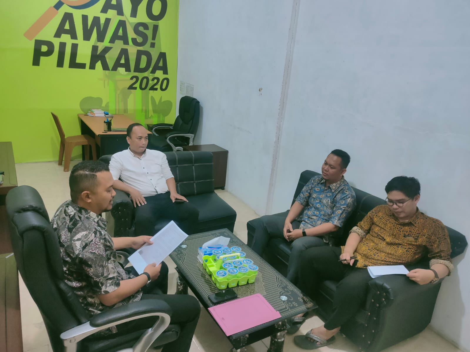 Verifikasi Administrasi Pengganti Antar Waktu Panwaslu Kecamatan Delta Pawan