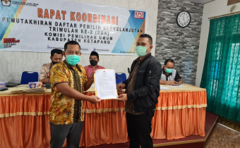 RAPAT PLENO TERBUKA PEMUTAKHIRAN DATA PEMILIH BERKELANJUTAN TAHUN 2021