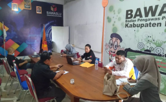 PLENO PIMPINAN BAWASLU KABUPATEN KETAPANG