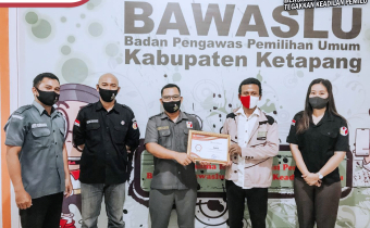 Penyerahan Sertifikat Peserta SKPP Daring 2020